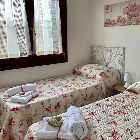 Affittacamere A Casa Di Sara *